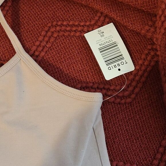 Torrid top  - Picture 3 of 3